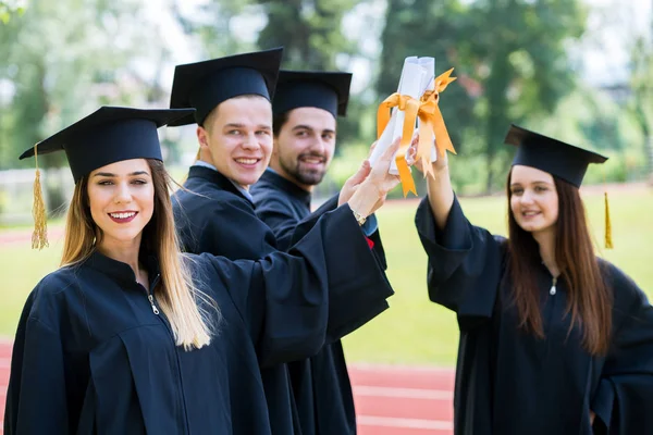 Viering onderwijs afstuderen student succes leren concep — Stockfoto