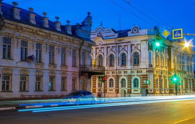 Yaroslavl. Tarihi binalar; 18.-19. yüzyıl; Donovich Hanedanı