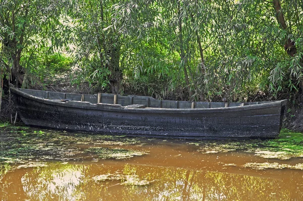 Flusslandschaft Alte Abgenutzte Holzboote — Stockfoto