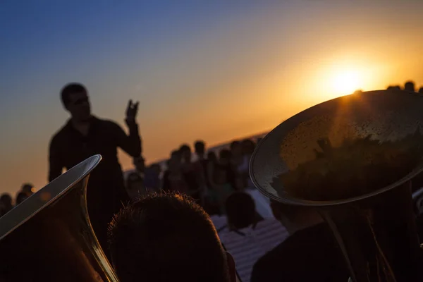 Concerto de orquestra filarmônica ao pôr-do-sol — Fotografia de Stock