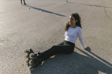 Sırada paten kaymak