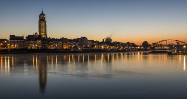 Deventer kilise ile Ijssel