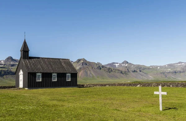 Budakirkja sobre Islandia — Foto de Stock