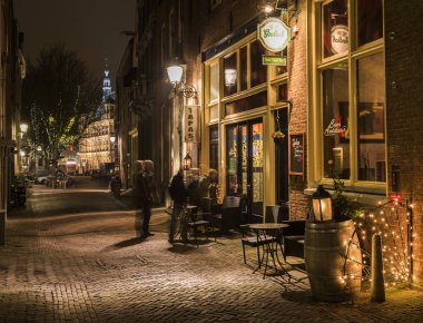 Restoran Polstraat insanlara