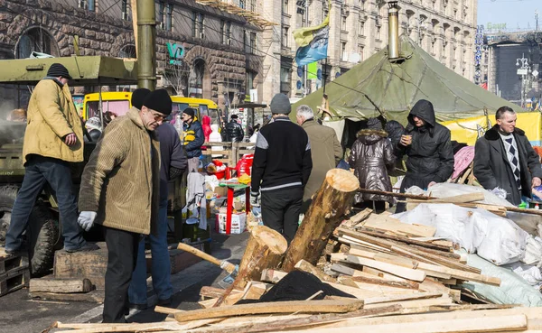 Tendas e Madeira Kiev Maidan — Fotografia de Stock