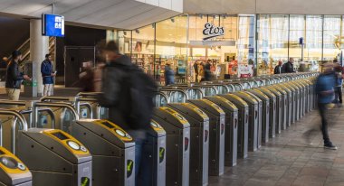 Tren istasyonu Ov yolcuları Rotterdam