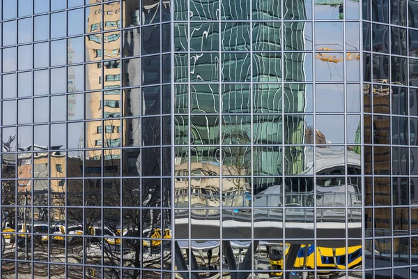 Office Building Mirror Utrecht — Stock Photo, Image