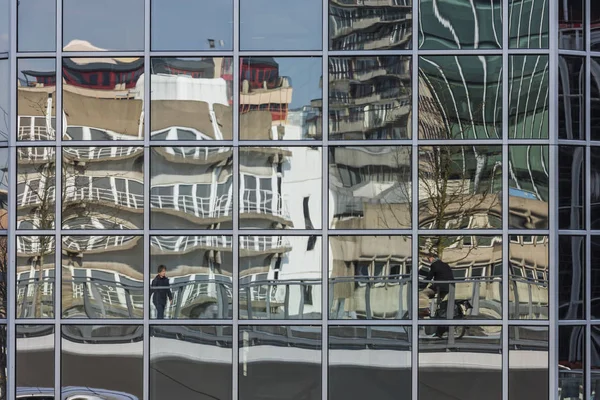 Kancelářská budova Rabo zrcadlo Utrecht — Stock fotografie