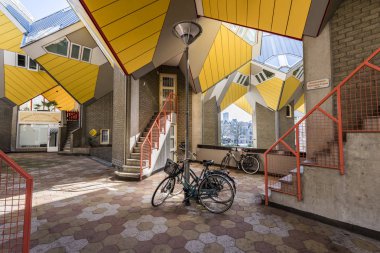 Küp evler Rotterdam Bisiklet