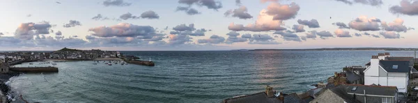 Saint Ives wolken zonsondergang — Stockfoto