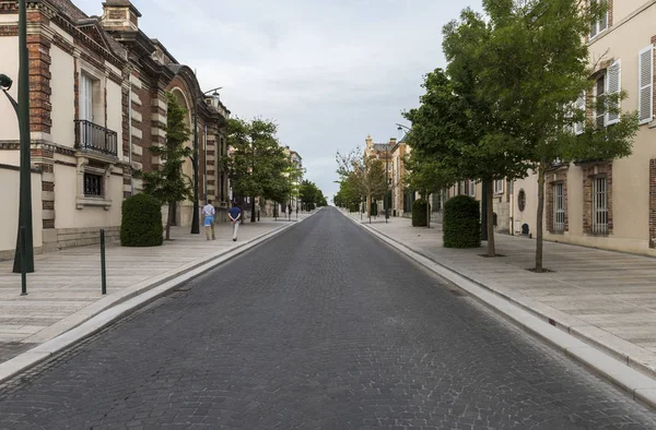 Avenue de şampanya turist
