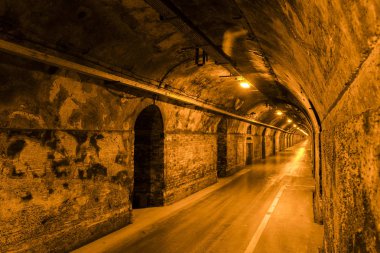 Şampanya mağaralardan koridor