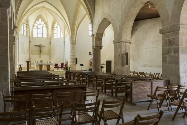 Wnętrze kościoła w Chavot — Zdjęcie stockowe