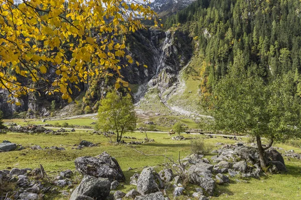 Hochalpenstrasse och Grossglockner — Stockfoto