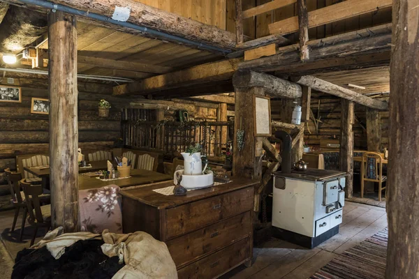Interior Thuringer Hutte Habachtal Austria