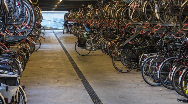 Fiets schuur in Nijmegen — Stockfoto