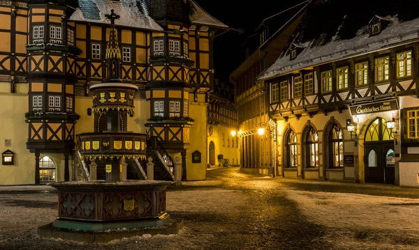 ブルネン・マルクト広場｜Wernigerode — ストック写真