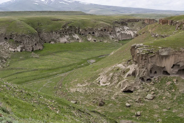 Ані - вірменська міська печера — стокове фото