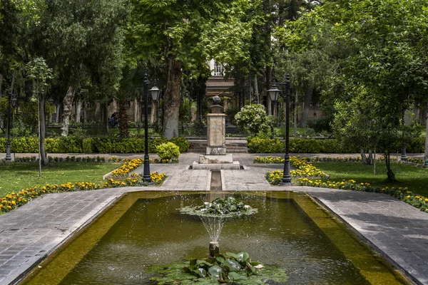 Negarestan Bahçe Çeşmesi Tahran İran — Stok fotoğraf