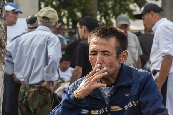 Osh Kirgizië Juni 2019 Roker Veemarkt Osh Kirgizië — Stockfoto