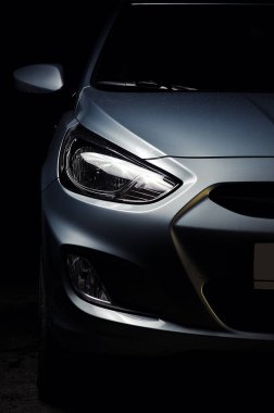 Modern araba farları yakın çekim
