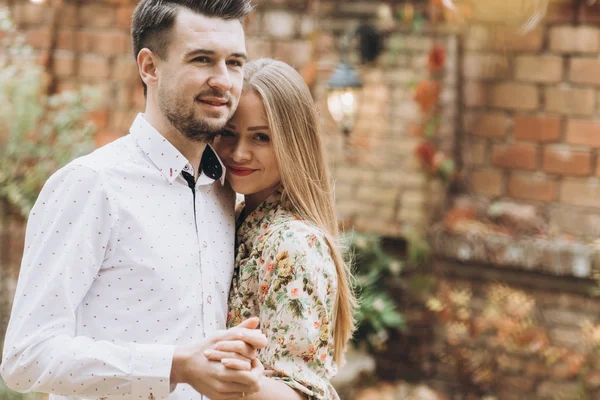 Beautiful Couple Love Posing Outdoors Autumn — Stock Photo, Image