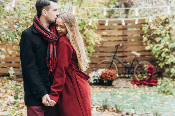 Beautiful Couple Love Posing Outdoors Autumn — Stock Photo, Image