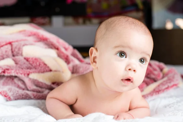 Beautiful Happy Small Baby Girl Lying Bed Closeup Portrait — Stock Photo, Image