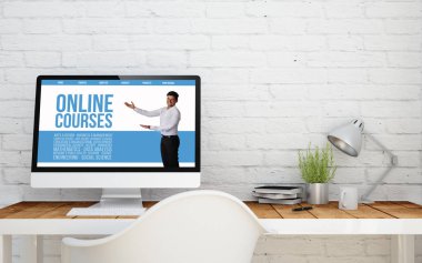 Bilgisayar sayfasında online kurslar