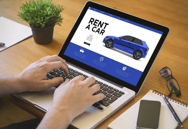 Man huren van een auto online — Stockfoto