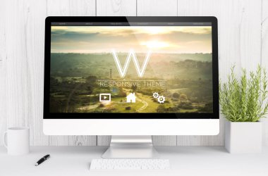 bilgisayarda yanıt veren Web sitesi