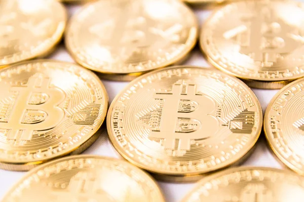 Satz goldener Bitcoins — Stockfoto