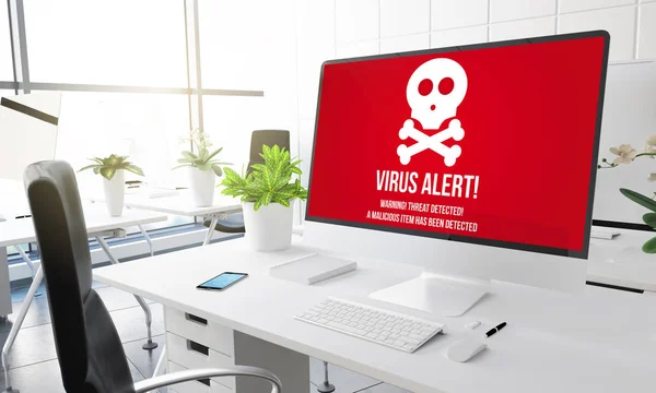 计算机与病毒警报设计在屏幕上 现代办公室工作场所 — 图库照片