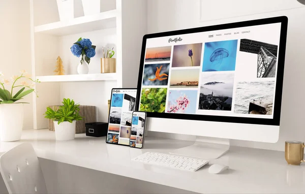 ホームオフィスセットアップ3Dレンダリングのポートフォリオウェブサイト — ストック写真