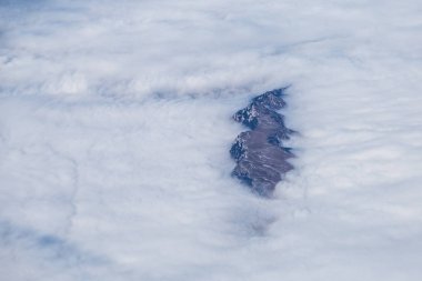 Karpatlar üzerinden uçak görünüm