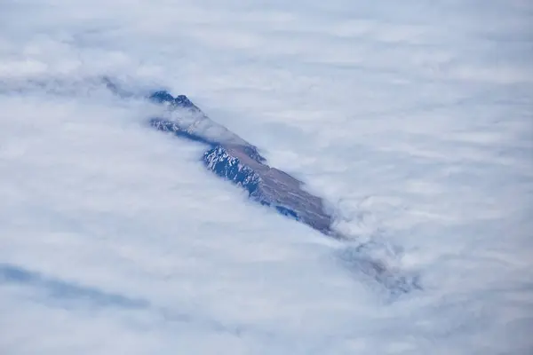 Vista del avión sobre los Cárpatos — Foto de Stock