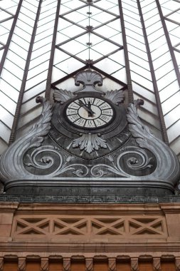 Mimari detay Atocha tren istasyonuna Madrid