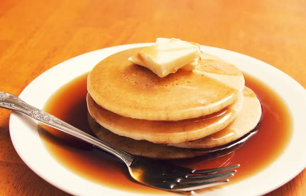 Ein Pfannkuchen Frühstück Mit Niemandem — Stockfoto