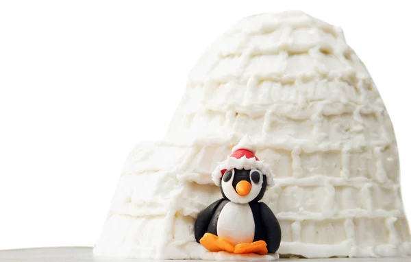 Penguin Winter Scene Food Sculpture — Stock Photo, Image