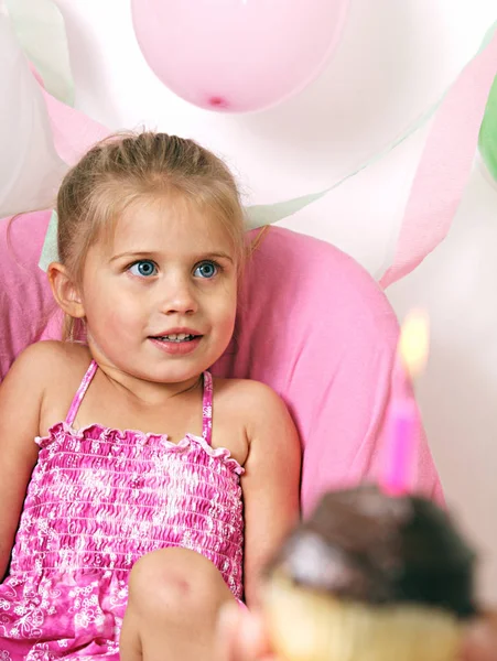 Una Bambina Alla Sua Festa Compleanno — Foto Stock