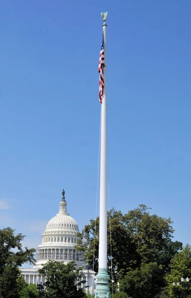 V USA capitol — Stock fotografie