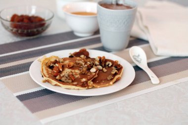 Palet wallnuts, badem ve ballı