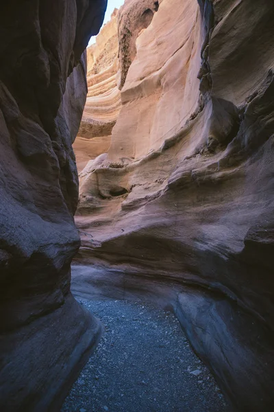 Red canyon  in the Israil and sun lights — Stock Photo, Image