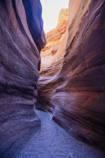 Red canyon  in the Israil and sun lights — Stock Photo, Image