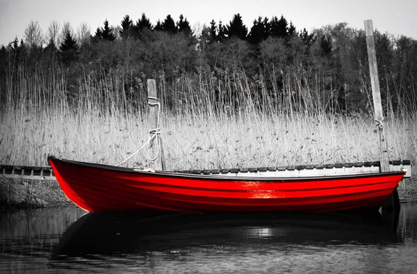 Red Rowing Boat Otherwise Black White Picture Picture Taken Kotka — Stock Photo, Image