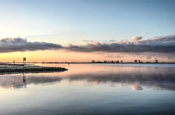 Blue Sky Few Clouds Distance Reflecting Calm Water Haringvliet Estuary — Stock Photo, Image