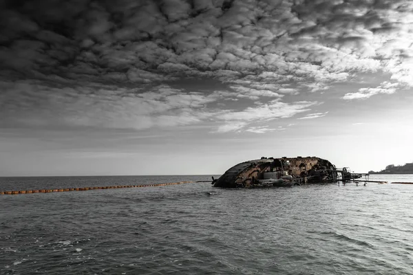 Kasım 2019 'da Ukrayna' nın Odessa kıyısında gemi kazası.