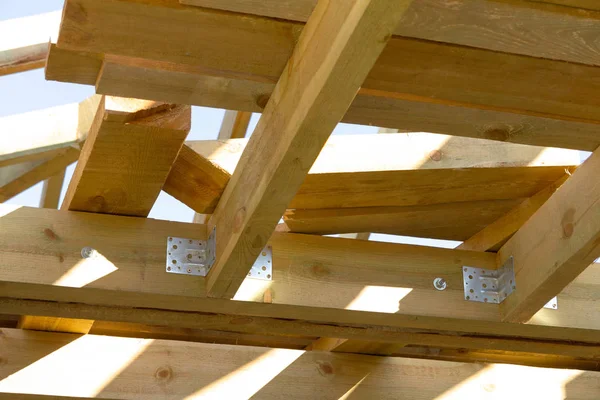Nahaufnahme Detail Eines Bau Befindlichen Hohen Dachstuhls Aus Holz Stockbild