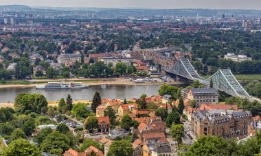 Dresden şehir panorama adlı gündüz