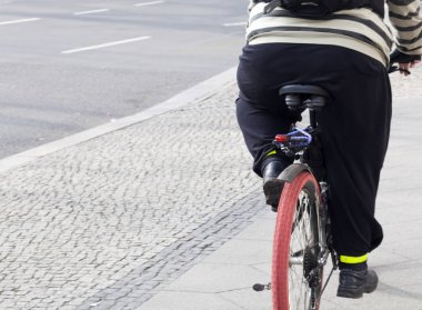 fotoğraf ile sportif insanların açık bisiklet, tatil Bisiklet harcamak